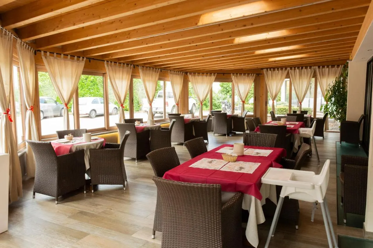 Hotel Bungalows Europa Domaso 2*,  Italy